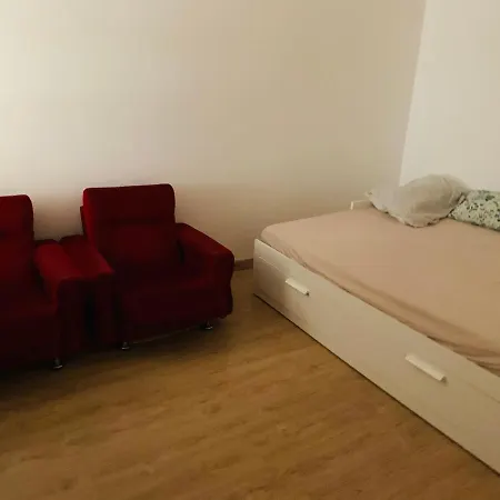 Room アパート *